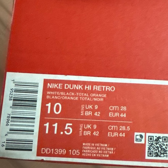 Nike dunks size 10 mens - Picture 3 of 3